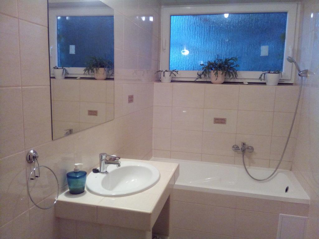 Emese Apartman Hajdúszoboszló المظهر الخارجي الصورة